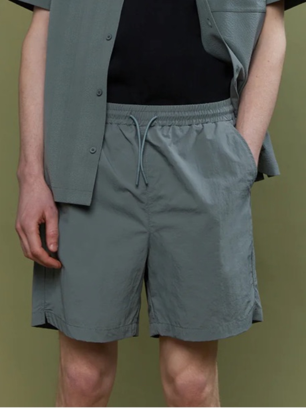 Oak + Fort Shorts - Picture 3 of 9
